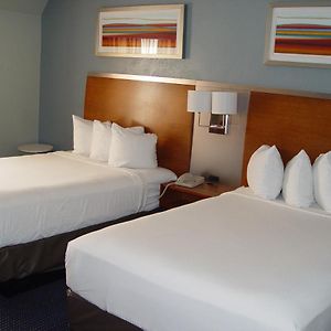 Hilltop Hotel